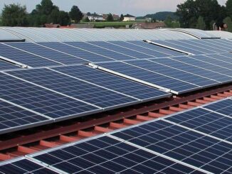 Porównanie warunków umów dzierżawy pod fotowoltaikę